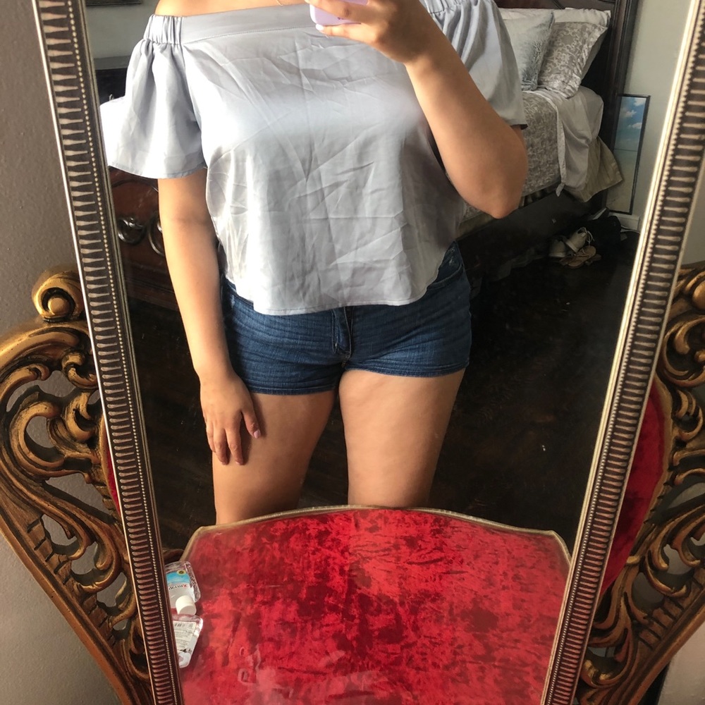 Forever 21 off the shoulder blouse